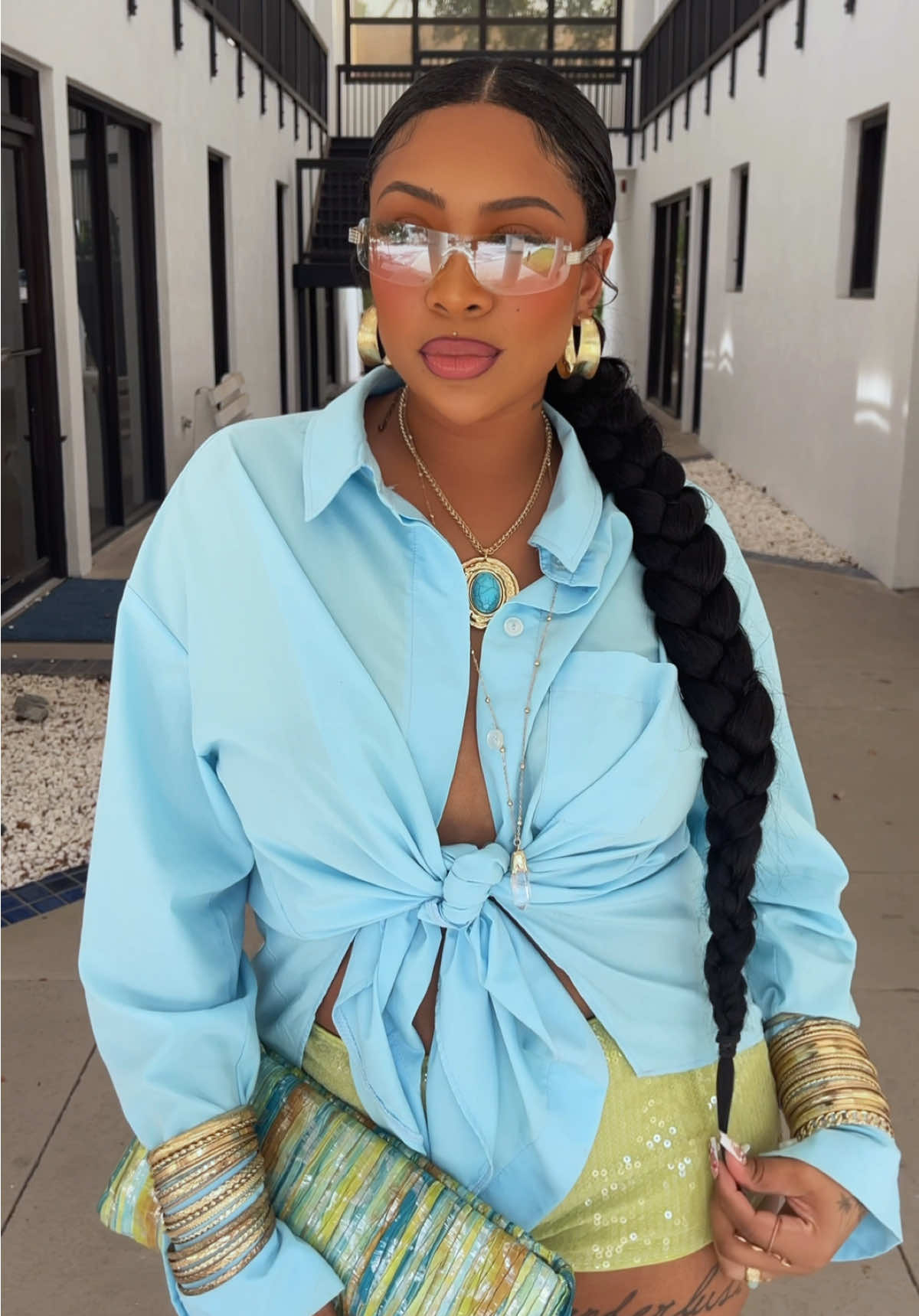 A post by @exe_eve on TikTok caption: www.that girl.com 💋