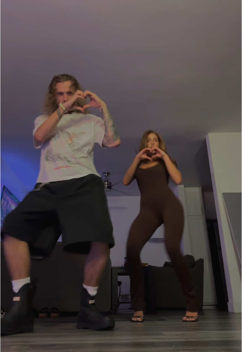 A post by @marihmacleod on TikTok caption: TUNEEEEEE @kailum_richardson dc: @O🌴Ⓜ️  KAM #hookah #tyga 